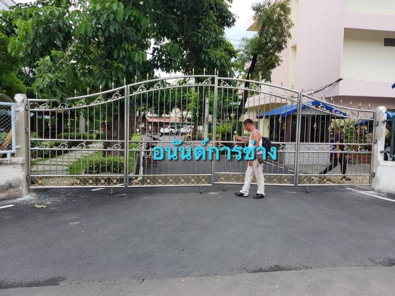 ประตูสแตนเลส 304 - อนันต์การช่าง