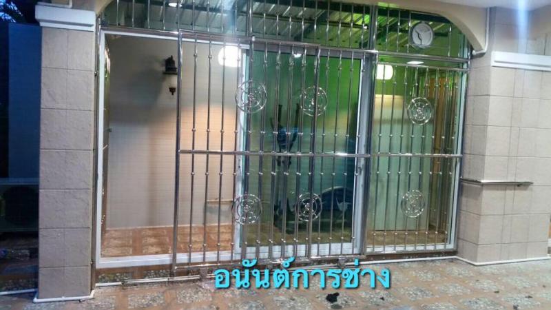 ประตูสแตนเลสโมเดิร์น - อนันต์การช่าง